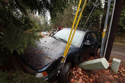 Know How To Stay Safe If Your Car Crashes Into A Power Pole Safe
