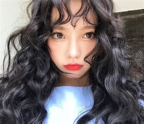 Pinterest ⇢ Kimmiecla Korean Beauty Asian Beauty Wavy Hair Dyed Hair