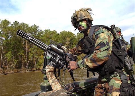 Special Warfare Combatant Craft Crewman Minigun