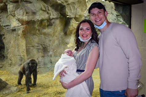 Watch Baby Boy And His Mother Fascinate Kiki The Gorilla At Franklin