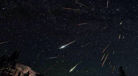 Feb 17, 2021 · 2021年ペルセウス座流星群の見頃は8月13日！方角や放射点など観測のコツも. 2019年8月13日夜ペルセウス座流星群の極大時刻は何時ごろ ...