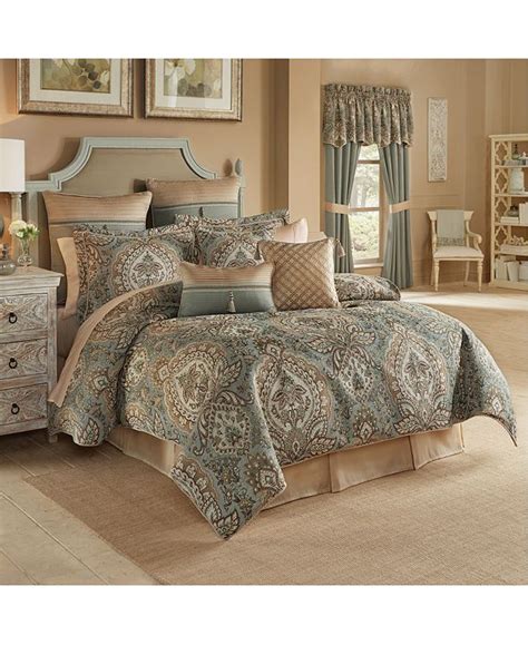 Croscill Closeout Rea 4 Pc Queen Comforter Set And Reviews Comforters