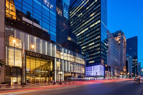 The president's new york city residence and office space has been a midtown manhattan fixture since it was built in 1983. Trump Tower, 721 Fifth Avenue, NYC - Condo Apartments ...