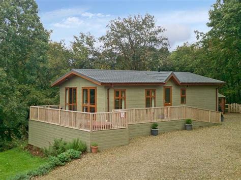 Wales log cabins with hot tub. Log Cabin with Hot Tub in Pembrokeshire - Maples Lodge