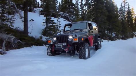 Jeep Wrangler Snow Wheeling Oregon Youtube