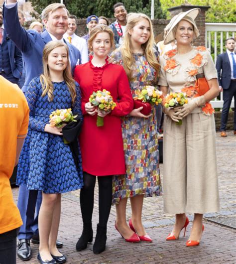 Of govan on the river clyde. Koningsdag 2019: Kleding koninklijk gezin ...