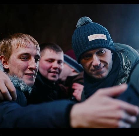 „in Nawalny Steckt Unverwirklichte Größe“ Doku Regisseur Daniel Roher Im Gespräch Welt