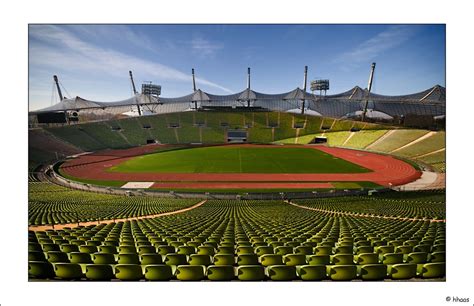 Bremer sv vs bayern münchen: Olympia Stadion München Foto & Bild | deutschland, europe ...