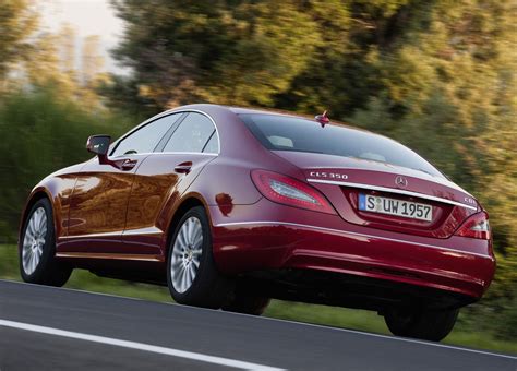 Both design icons now feature a honed front section. Auto Opinião: Mercedes-Benz CLS 350 CDI 2012 - Análise