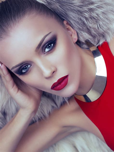 Exclusive for m·a·c lover & pro members. 5 Products that Will Make You Love Matte Makeup - 29Secrets