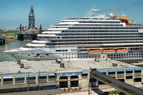 Carnival Cruises Into Galveston In Appeal To Lift Travel Restrictions