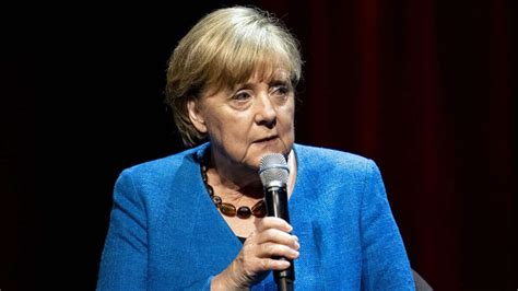 Ekskansler Merkel Forsvarer Det Tysk Russiske Forhold Skive Folkeblad