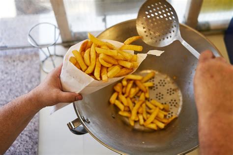 Waarom in Vlaanderen de beste friet wordt gebakken en zo doe je dat