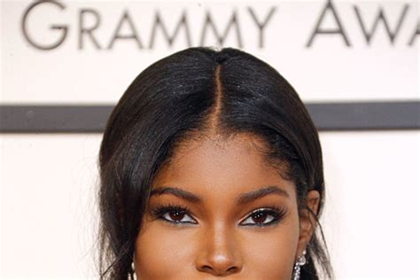 13 Jaw Dropping Gorgeous Beauty Looks From The Grammy Awards Essence
