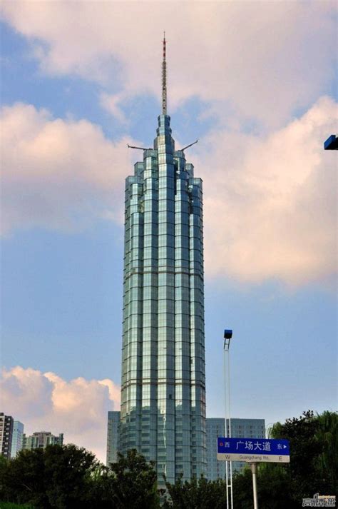 The Worlds Highest Buildings 47 Pics