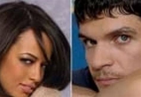 O vizita la mormantul ziaristului sportiv ioan chirila, tatal lui tudor. Andreea Raicu si Tudor Chirila, in vacanta