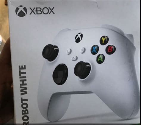 Leaked Controller Images Reveal The Xbox Series S Techspot