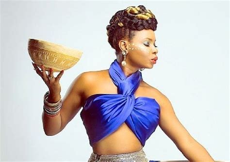 Nigerian Star Yemi Alade Becomes Africas First Female Musician To Hit