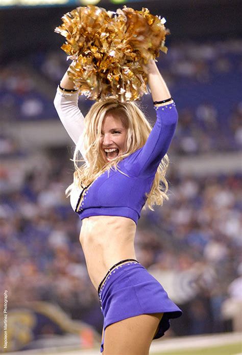 Hearing For Ex Ravens Cheerleader Charged With Raping Teen Abc7 Chicago