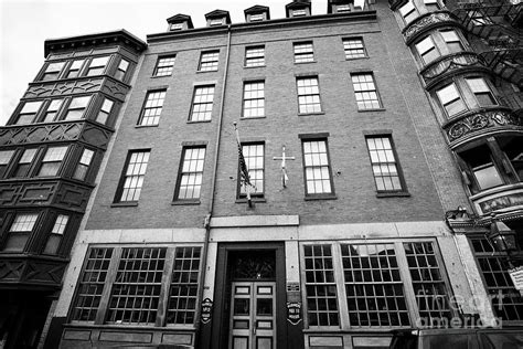Mariners House Historic Hotel North Square Boston Usa Photograph By Joe