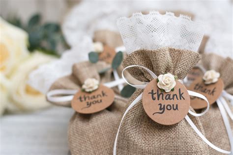 100 Wedding Favor Ideas To Suit Every Taste And Budget