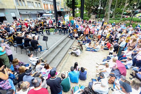 Filarmed pays tribute to maestro Botero throughout 2024 - Breaking