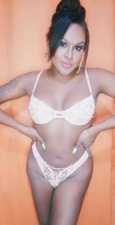 Indian Ebony Shemale Available Now For Incall Singapore