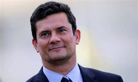 Sergio moro volvió a demostrar hoy que no le molesta estar en el centro de la escena.en medio de la pandemia que tiene en vilo al mundo y que ya causó 3.313 muertes en brasil —407 el jueves. Sergio Moro se ausentará do cargo na próxima semana por ...