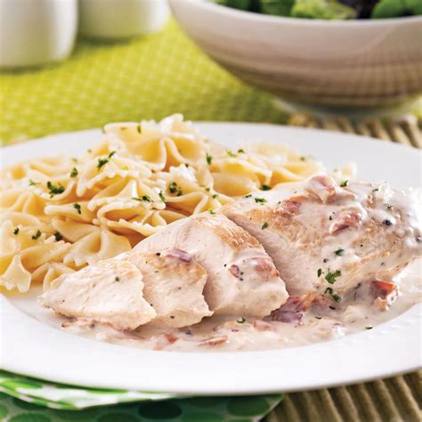 Pâtes aux légumes, sauce rosée. Poulet César - Soupers de semaine - Recettes 5-15 ...