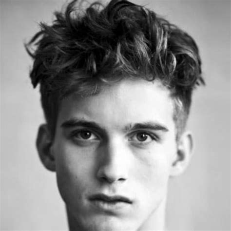 29 Wavy Hairstyles For Men 2018