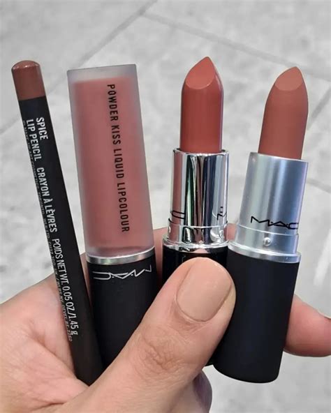 25 Mac Lipstick Swatches 2022 Sultry Move And Hug Me