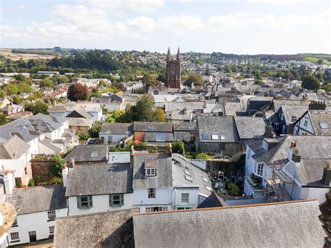 Top Things To Do In Totnes South Devon Guide