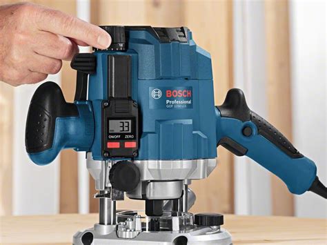 Bosch Gof1250lce 14 68mm 1250w Router With Digital Depth Adjustment