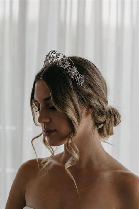 Bridal Hair Trends You Need For 2021 Short Hair Models