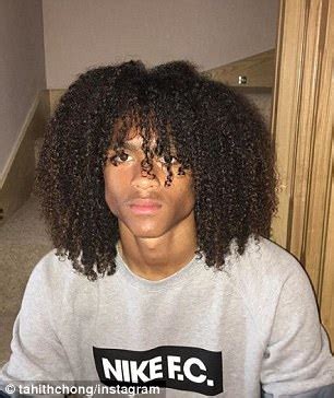We would like to show you a description here but the site won't allow us. Man United kid Tahith Chong watched by Jose Mourinho ...