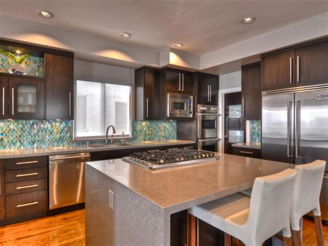 Learn about the most popular kitchen countertop materials. Quartz Kitchen Countertops: Pictures & Ideas From HGTV | HGTV