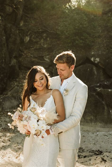 We have 24 florists with 1650 reviews delivering in when sending flowers to using direct2florist, you can see and choose your local florist delivering arrangements for weddings and other occasions are a speciality of some of the florists in auckland. Table Flower Studio - Auckland, NZ, 2019 ️ New Zealand ...