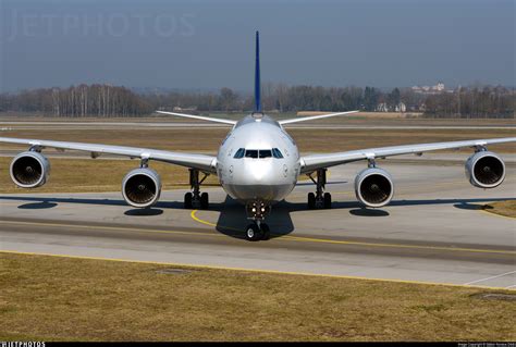 D Aihe Airbus A340 642 Lufthansa Gábor Kovács Dödi Jetphotos