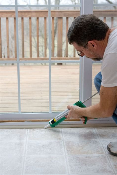 Proudly serving los angeles and the surrounding areas. Door and Window Caulking - Simply Caulk It