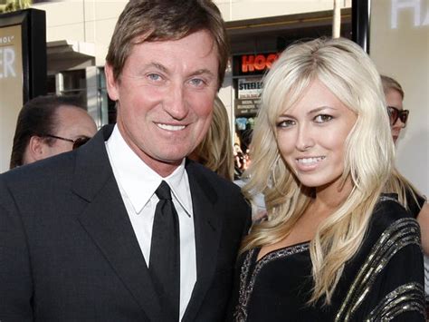 Pga Star Dustin Johnson And Paulina Gretzkys Relationship Business