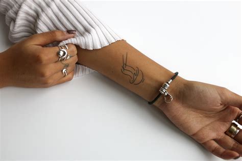 kinton-tattoo-semi-permanent-tattoos-by-inkbox-tattoos,-tattoos-for-women-small,-food-tattoos