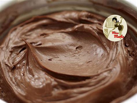 Ganache montée au CHOCOLAT AU LAIT Miss Marta Magazine
