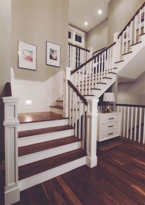 These stairway decorating ideas will help. Пин от пользователя Ali на доске dream house | Лестничные конструкции, Дизайн европейских домов ...