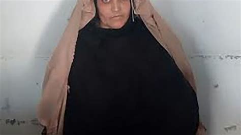 Afghan Girl In 1985 National Geographic Photo Arrested On Fraud
