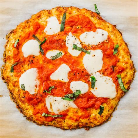 Low Carb Margherita Pizzza With Cauliflower Crust Savory Tooth