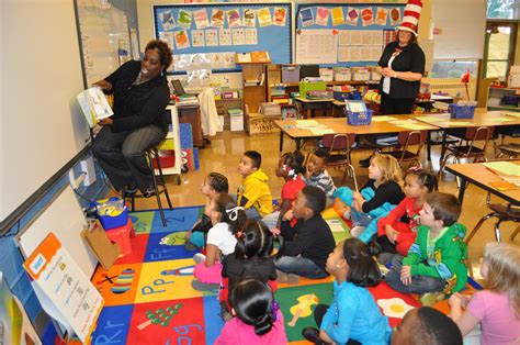 Read Across America Brings Smiles To Local Children Article The