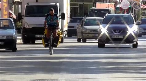 Bisikletiyle Tayland Dan D Nya Turuna Kan Spanyol Beden E Itimi