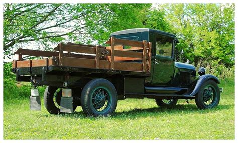 An Old Ford 1 12 Ton Flatbed Truck Trucks Old Fords Vintage Pickup