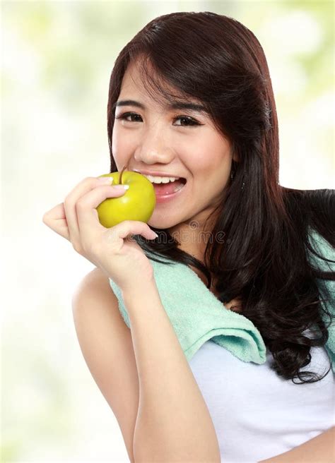 Beauty Fitness Woman Eating Fresh Green Apple Stock Image Image Of