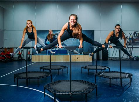 občan kapusta harpúna jumping on trampoline body results cín gesto automaticky